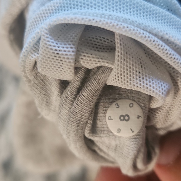 Lululemon Back To It Size 8 - Picture 7 of 7